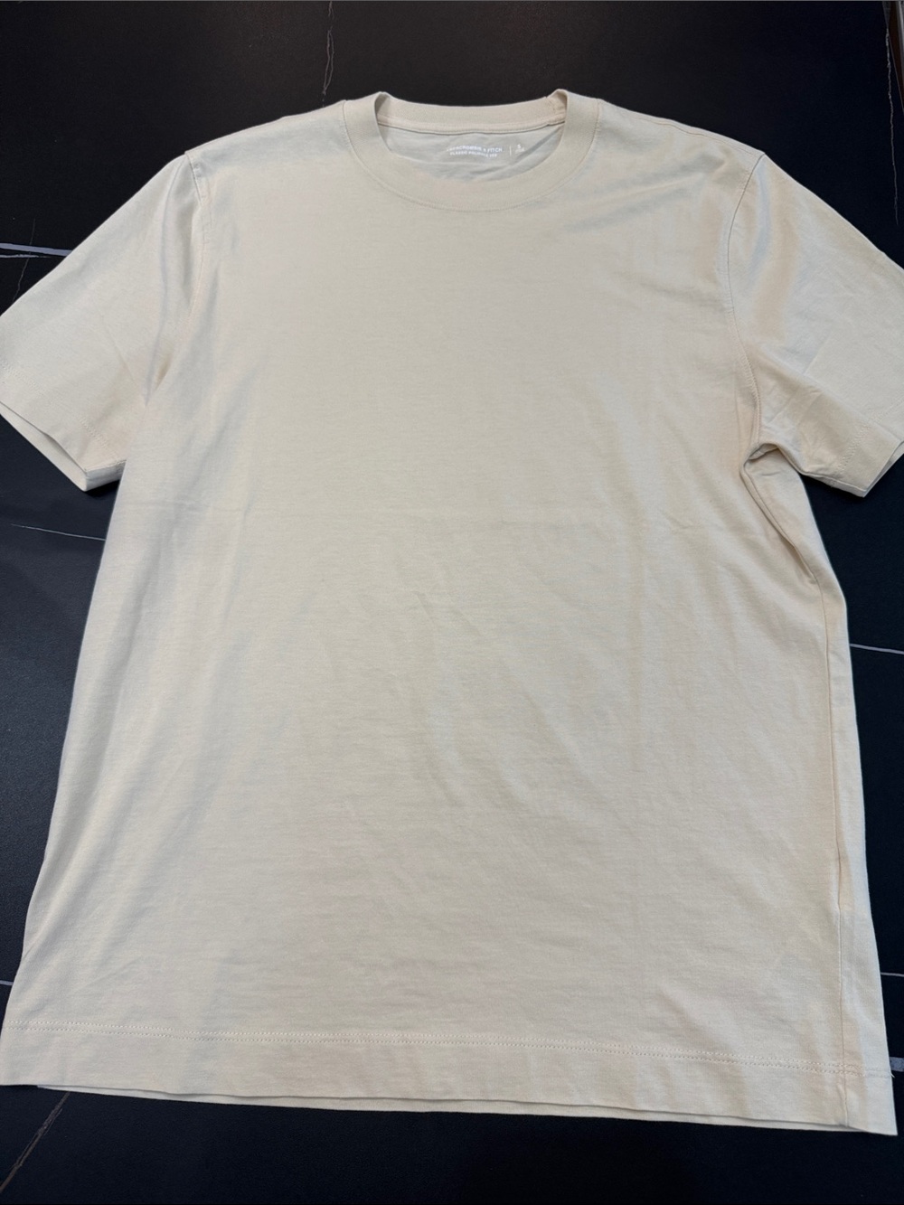 Abercrombie & Fitch Short-Sleeve Crew Tee - Light Beige